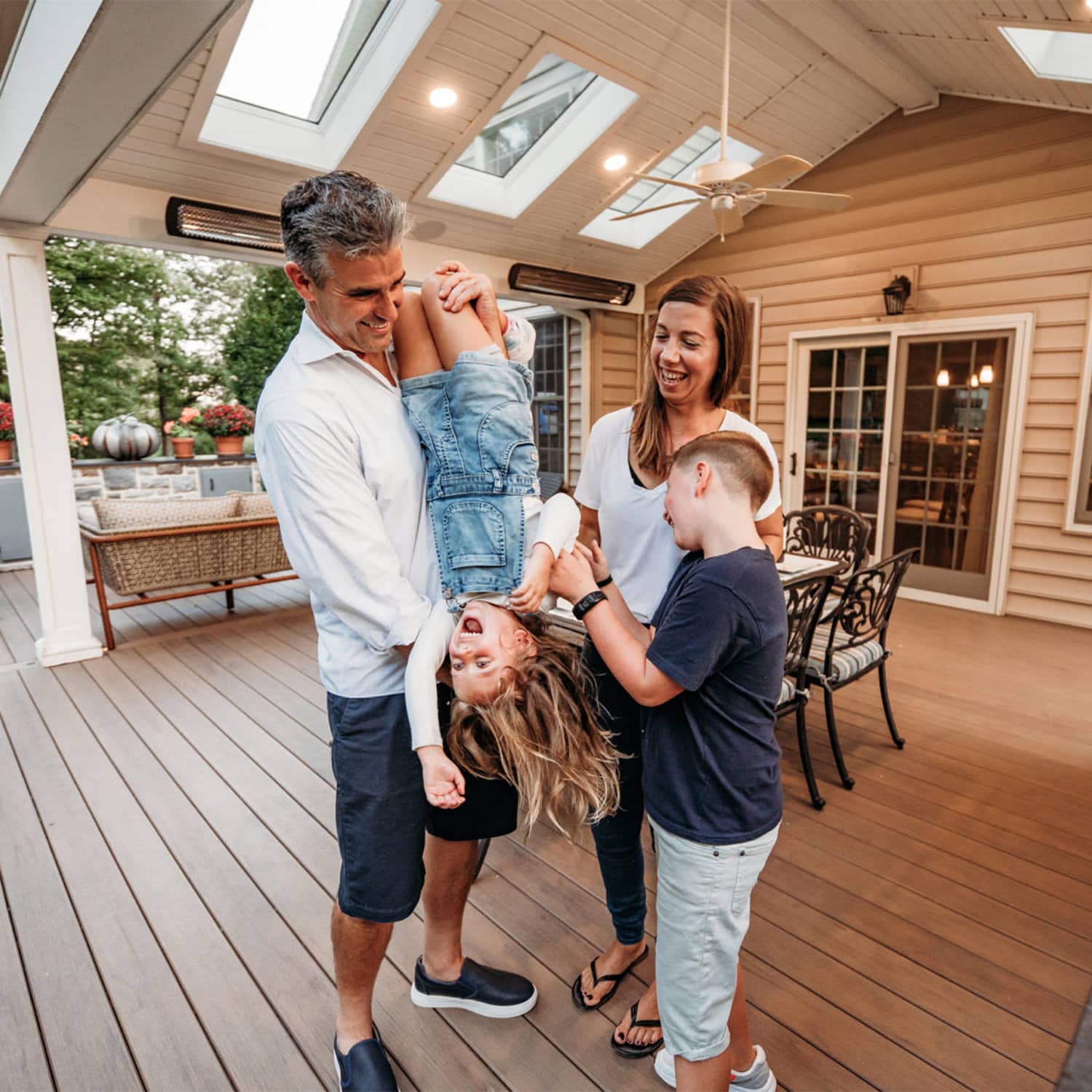 MasterPLAN only implements low maintenance materials in our outdoor living creations, so you can spend more time with your family than maintaining your space!