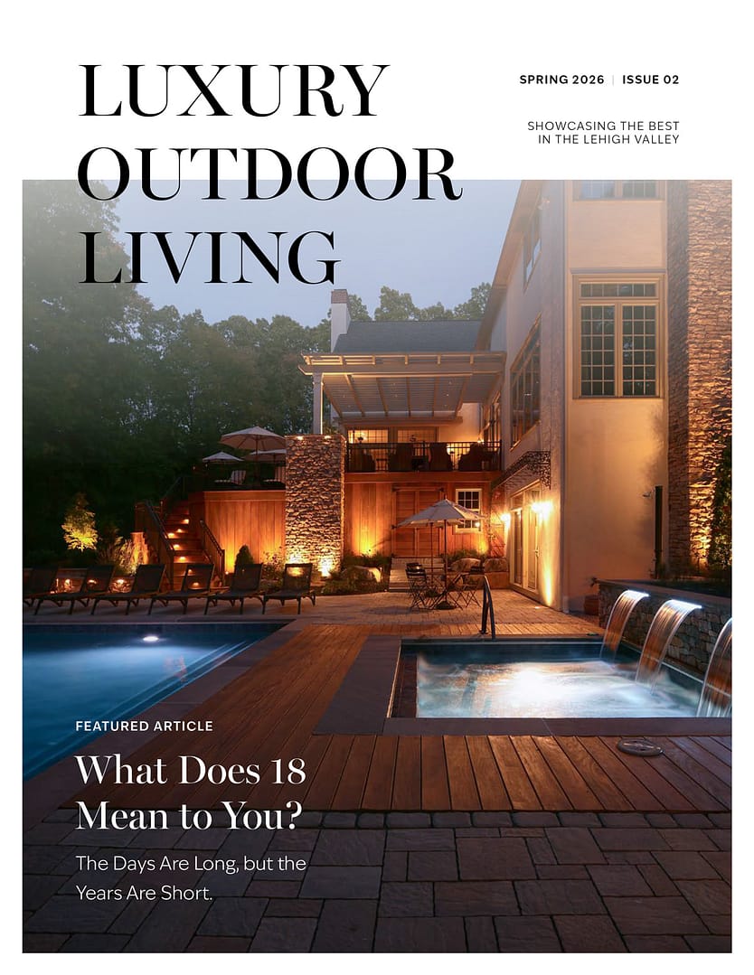 Issue 02 - Luxury Outdoor Living