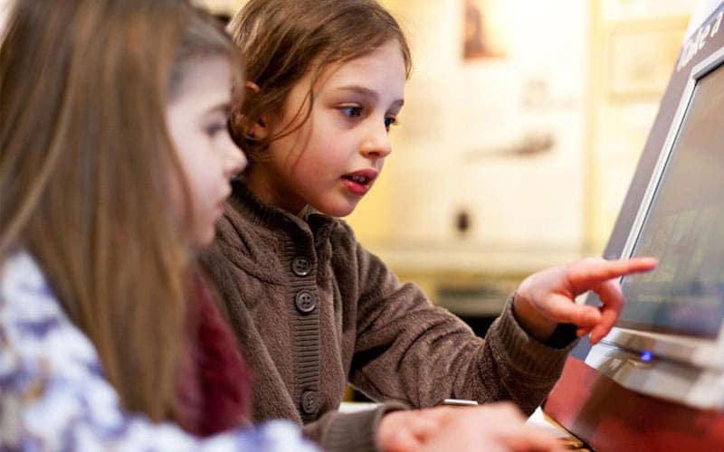 Teaching Critical Thinking through Art