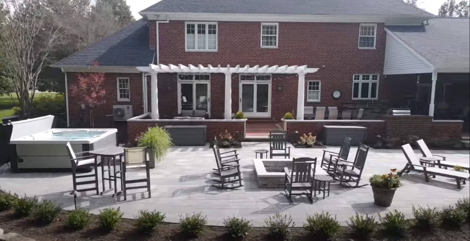 Outdoor Living Space with Fire Pit