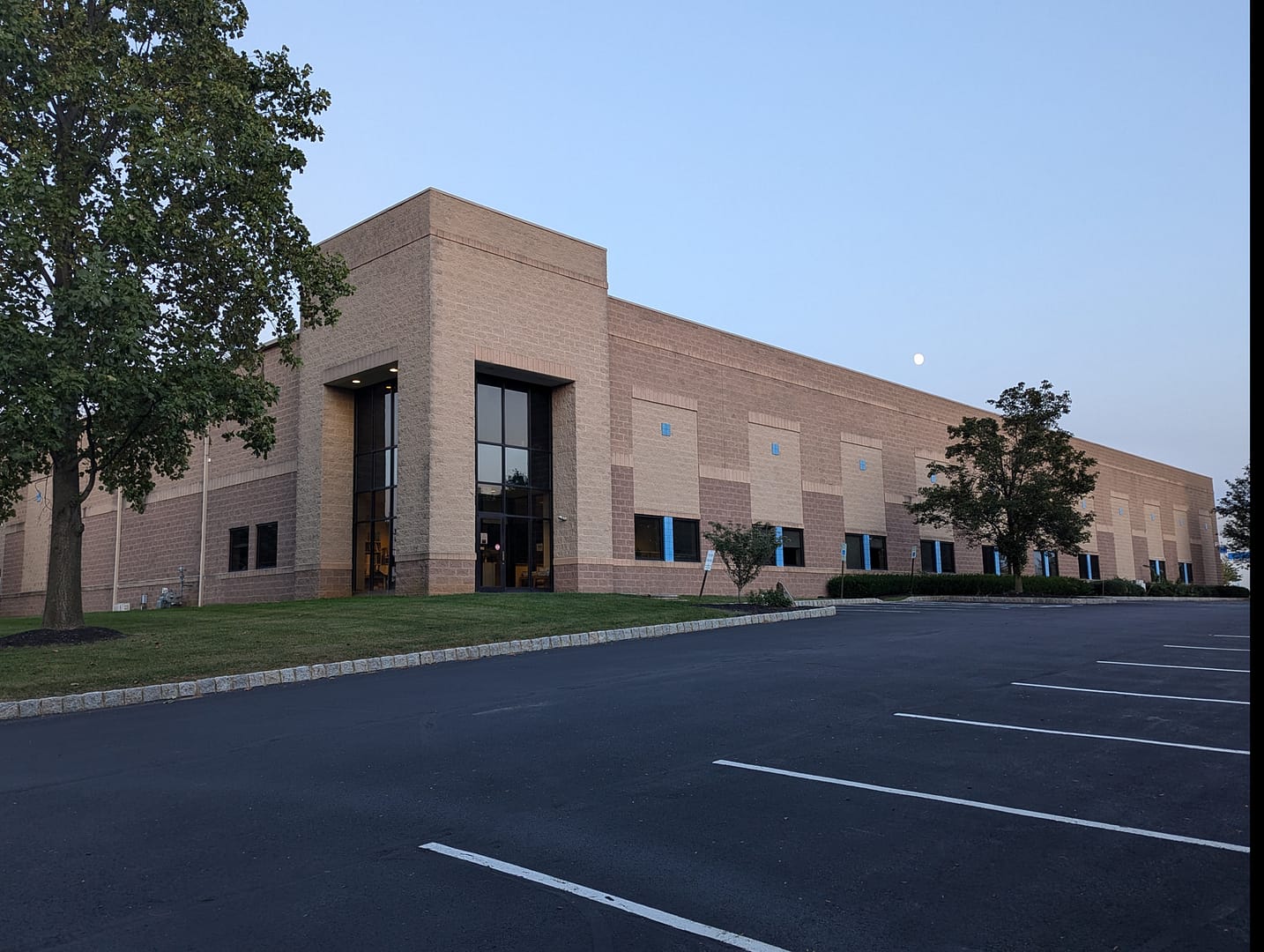 http://J.G.%20Petrucci%20Company,%20Inc.%20Acquires%202600%20Emrick%20Blvd%20in%20Bethlehem,%20PA%20from%20Warren%20Controls