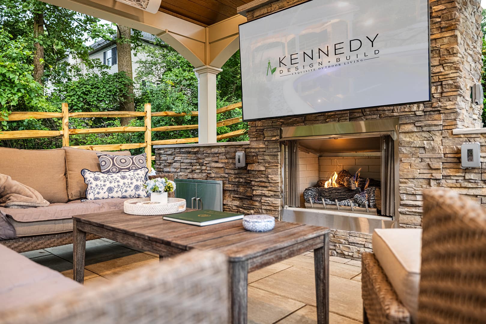 Brookridge Dr Outdoor Living