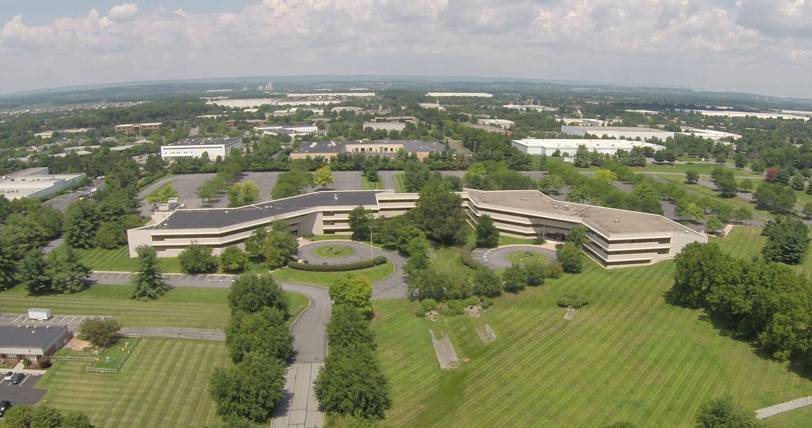 Constructed in 1983 and situated on 31 acres, the former Guardian office building featured a dated design comprised of private office spaces, conference rooms, cubicles, limited daylight, and restricted views of the outdoors.