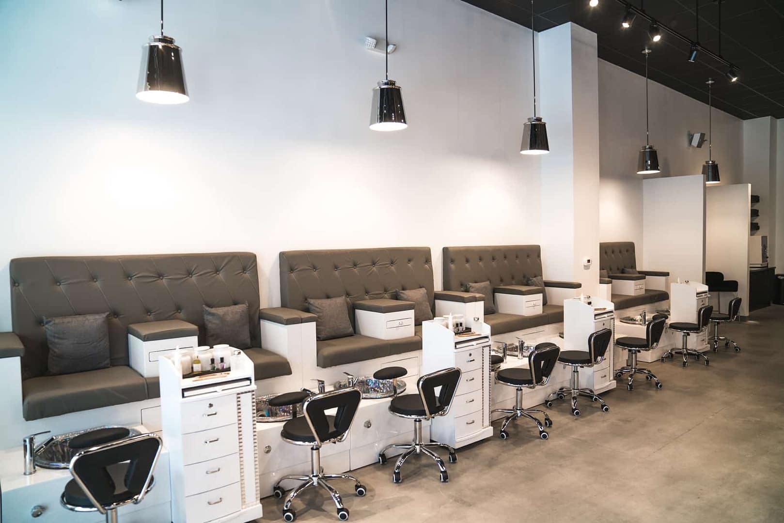 The Nailplay Studio