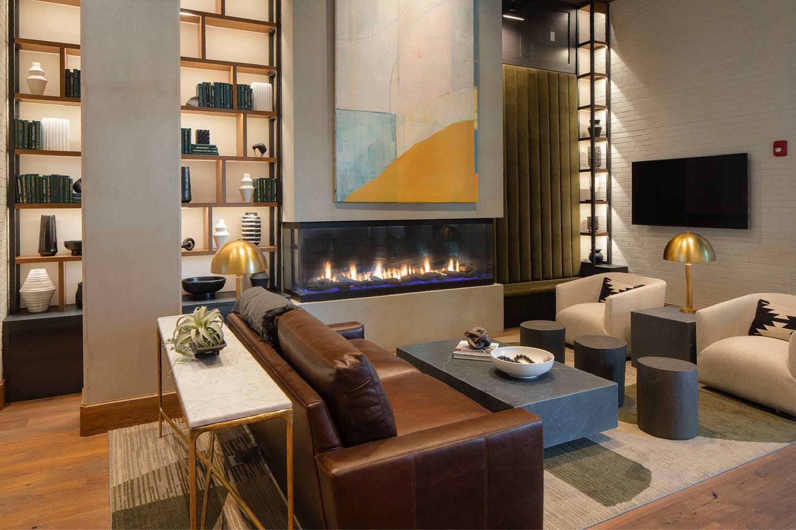 RyeHouse_Int_Amenity_Clubroom_LoungeFireplace2_MatthewBorkoski_April2023
