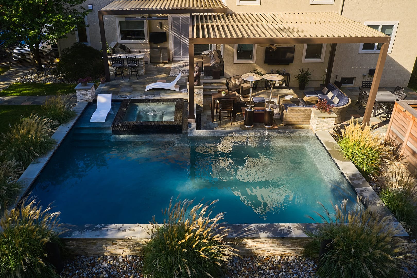 Philadelphia Custom Pool Builders
