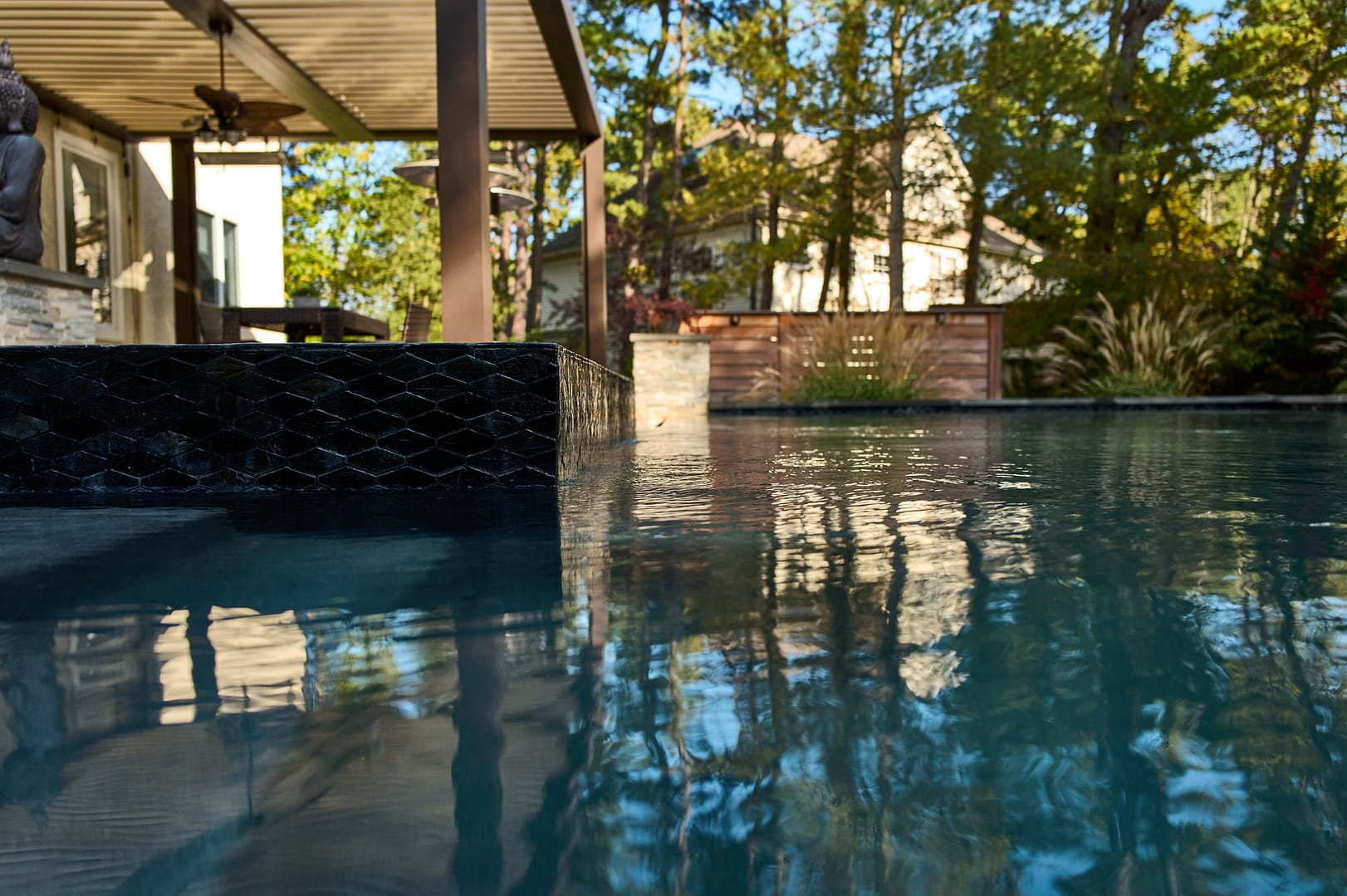 Voorhees, NJ Backyard Outdoor Living Pool