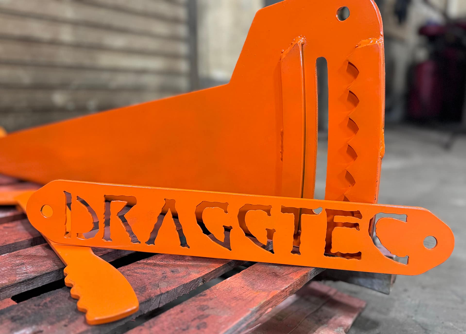 DraggTec Drag Box Logo