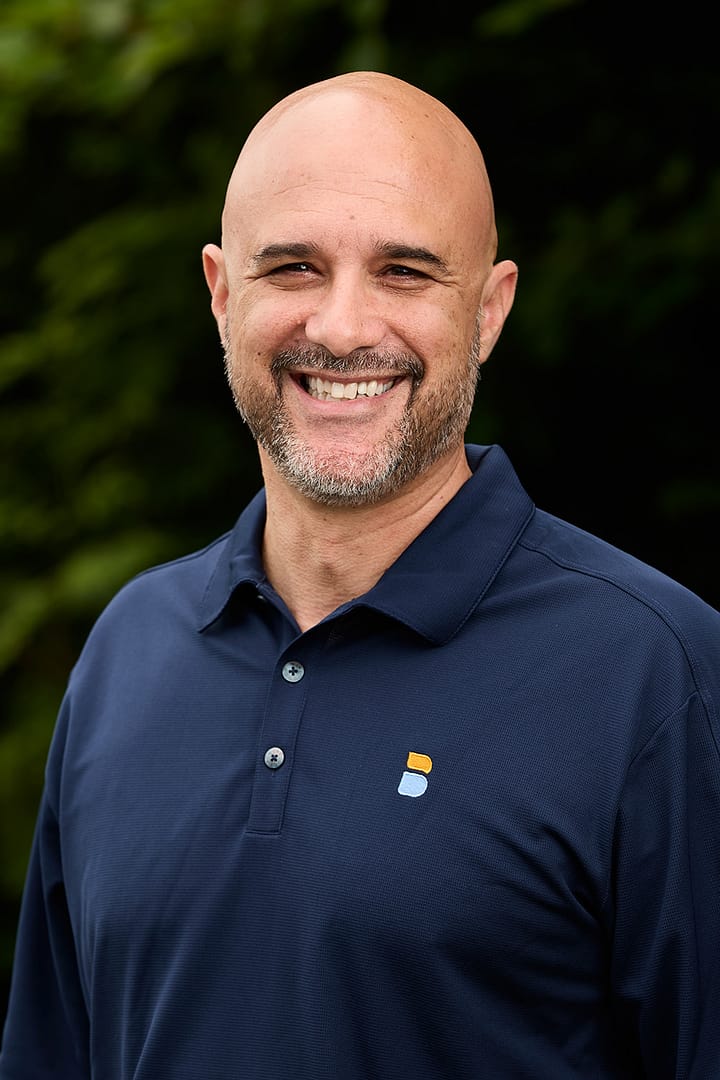 Chris Volk, IWI